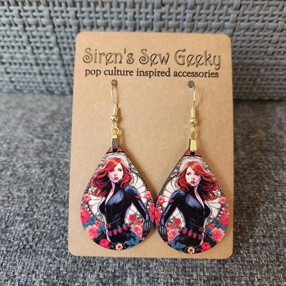 Black Widow Marvel MCU Disney Comic Earrings - Picture 2 of 3
